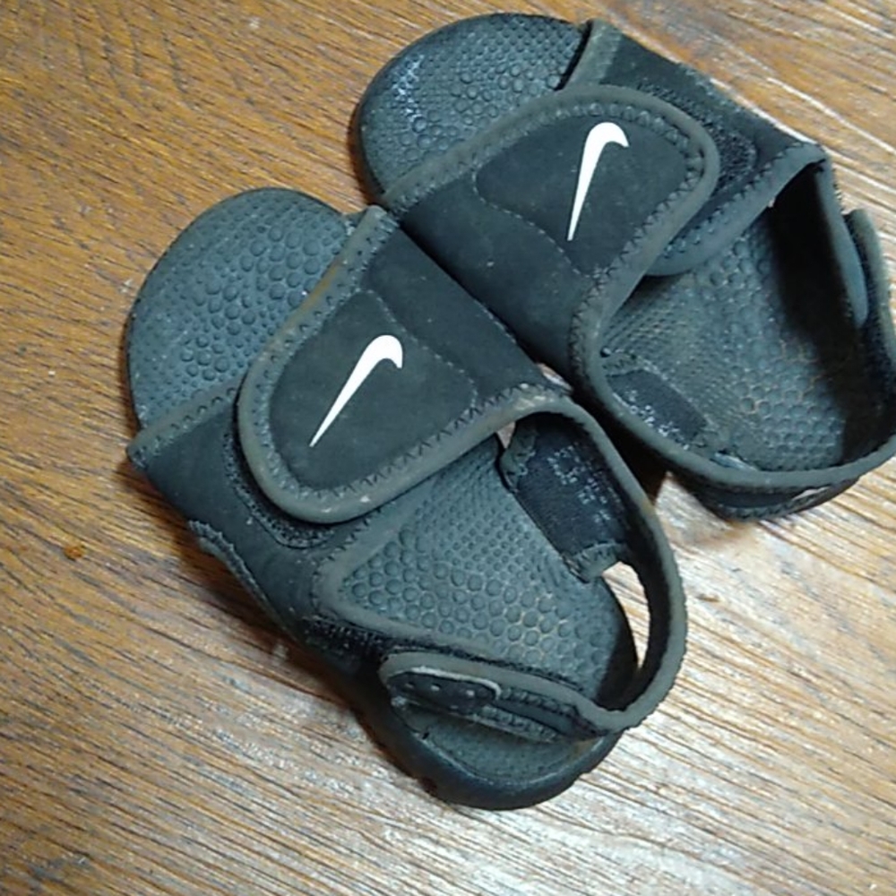 Baby shoes